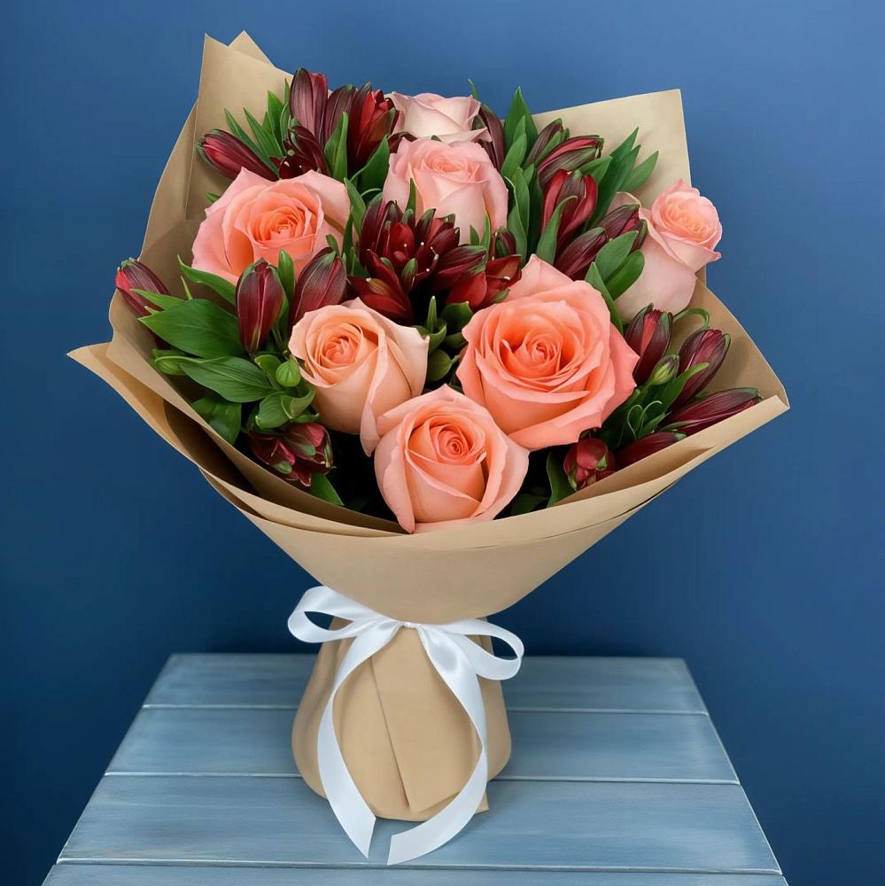 Букет цветов из: Розы и Альстромерии в Татищево