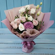 Букет цветов из:  Розы и Лизиантусы в Татищево