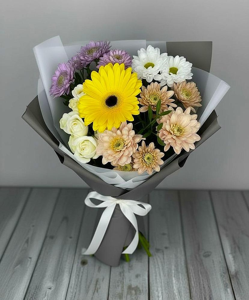 Букет цветов из: Розы, Герберы и Хризантемы в Татищево