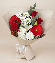 Букет цветов из:  Розы, Хризантемы, Герберы и Лилии в Татищево