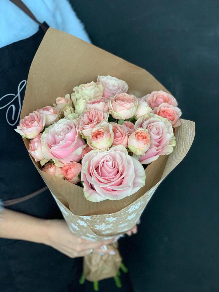 Букет цветов из: Хризантемы и Розы в Татищево