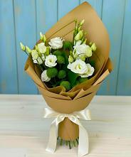 Букет цветов из:  Хризантемы и Лизиантусы #REPLACE_PRED# Татищево